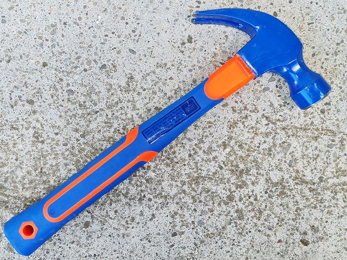 Carpenters Claw Hammer