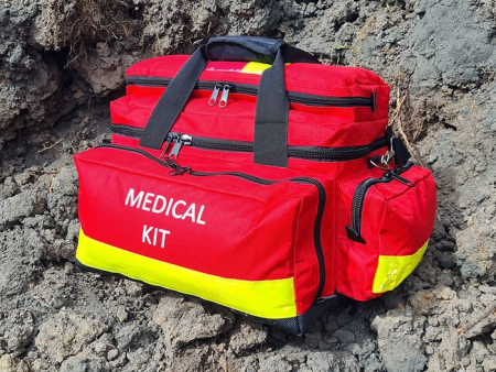 Comprehensive Emergency Major / Mass Incident First Aid Kit, Aimed for up to 25 Injured Individuals, with an assortment of light to serious injuries, Check contents to see if it fits your needs