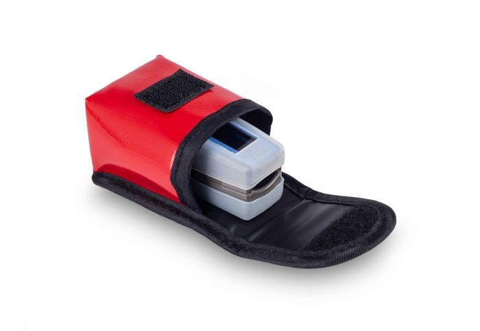 Pulse Oximeter Red Pouch PLEASE NOTE PRICE CAN CHANGE WITHOUT NOTIFICATION ON THIS ITEM - Image 4