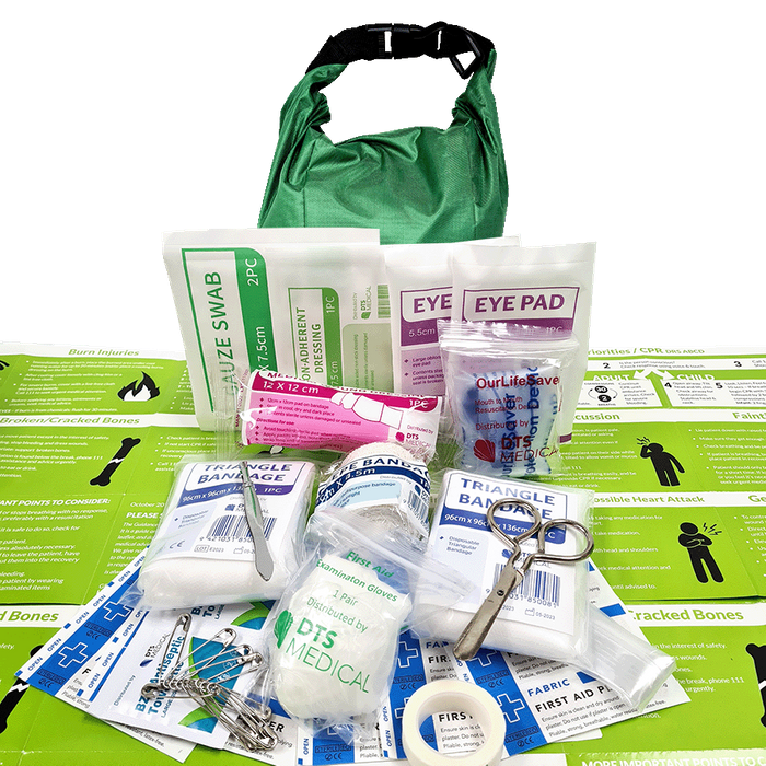 Economy Lone Worker first aid kit but in hang bag