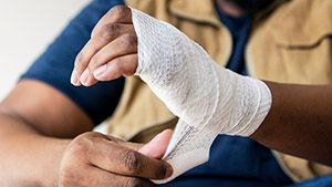 Crepe Bandage 10cm Sleeve of 12 - Image 2