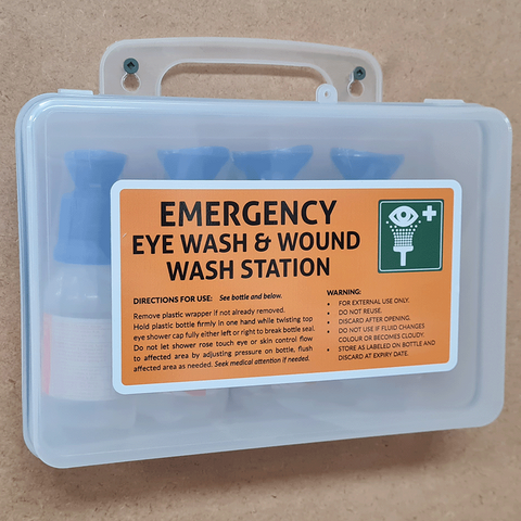 Eye Wash Station 03 Clear Wall Mountable Plastic Box with 4 100ml eye wash ready to use bottles and mirror - Image 3
